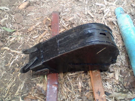 ขายบุ้งกี๋รถขุด PC30