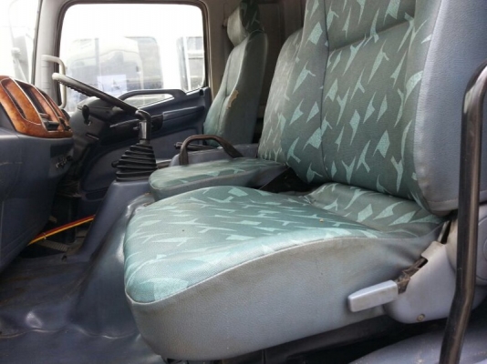 รถฮีโน่ 10 ล้อดั้ม 260 แรงม้า. ปี 48  สนใจติดต่อ 081 - 6079515