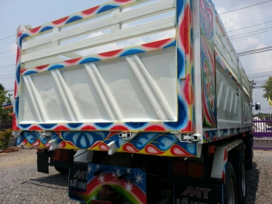 รถฮีโน่ 10 ล้อดั้ม 260 แรงม้า. ปี 48  สนใจติดต่อ 081 - 6079515