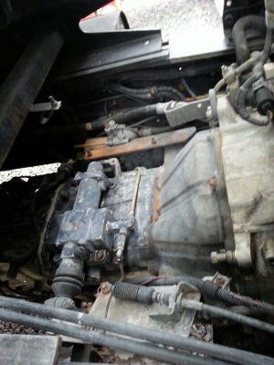 รถฮีโน่ 10 ล้อดั้ม 260 แรงม้า. ปี 48  สนใจติดต่อ 081 - 6079515