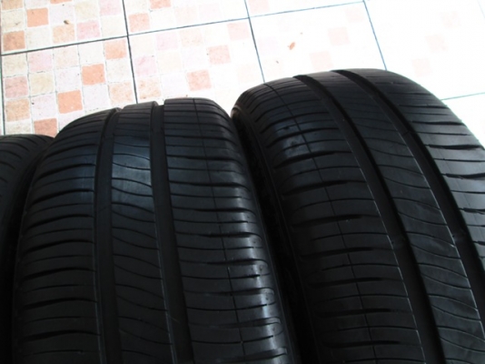 ขายยาง MICHELIN XM2 185-55-15 ปี13 สวย (1ชุด)