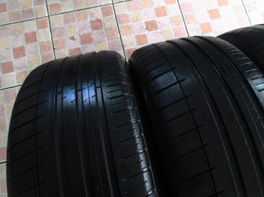 ขายยาง MICHELIN PILOT SPORT3 205-50-16 ปี11 (1ชุด)