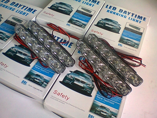 ไฟเดย์ไลท์ติดรถยนต์