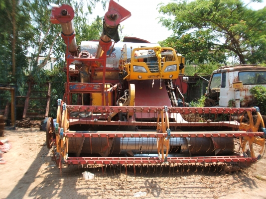 ขายรถเกี่ยวข้าว ไอ้หนุ่มไวไฟ ปี 49 ขายรถเกี่ยวข้าว ไอ้หนุ่มไวไฟ ปี 49