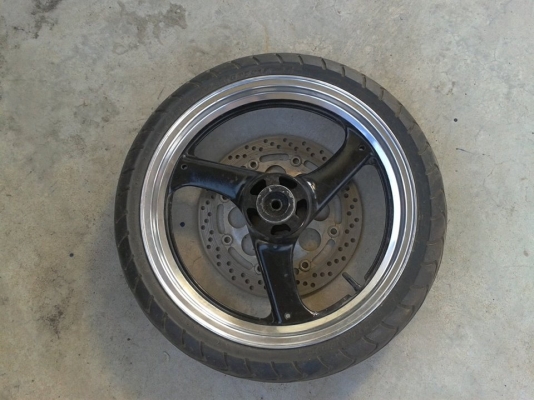 ล้อSUZUKI BENDIT250