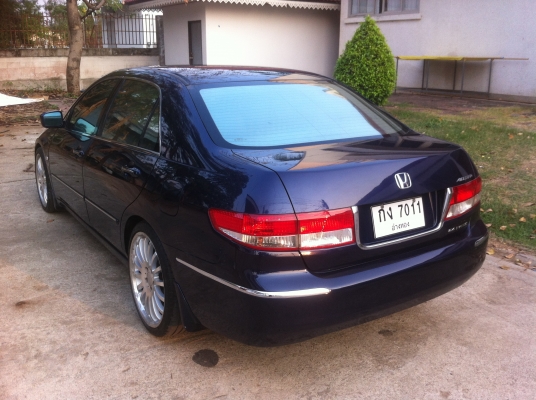 ขาย Accord 2.4 EL ปี 04 (โฉมปลาวาฬ) ขาย Accord 2.4 EL ปี 04 (โฉมปลาวาฬ)