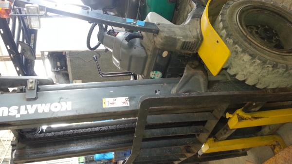 ต้องการขายโฟคลิฟท์ Komatsu 3 ton,2.5 ton 3 ตัน 350,000 บาท 2.5ตัน 300,000 บาท0 ต้องการขายโฟคลิฟท์ Komatsu 3 ton,2.5 ton 3 ตัน 350,000 บาท 2.5ตัน 300,000 บาท0