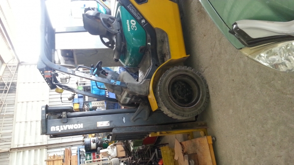 ต้องการขายโฟคลิฟท์ Komatsu 3 ton,2.5 ton 3 ตัน 350,000 บาท 2.5ตัน 300,000 บาท0 ต้องการขายโฟคลิฟท์ Komatsu 3 ton,2.5 ton 3 ตัน 350,000 บาท 2.5ตัน 300,000 บาท0