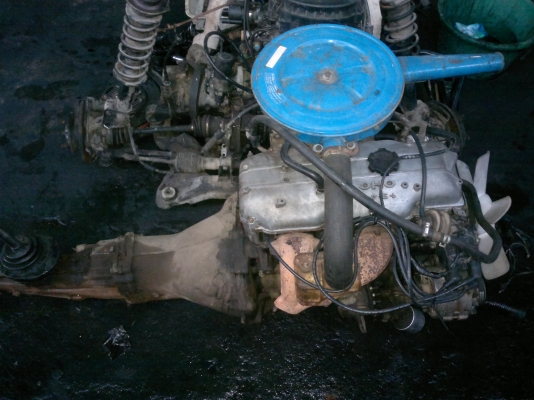 เครื่องพร้อมเกียร์ ฟอร์ดคูเรีย 1600