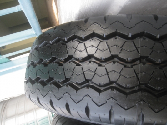 ขายล้อแม็กป้ายแดง mitsu triton 15"x6" et46 5 รู 114.3 + ยาง bridgestone r623 215/70r15 ยางผลิตสัปดาห์ที่ 22 ปี 13 ตุ่มที่หน้ายางมีทุกเส้น toyota hiace, tiger , mighty-x, vigo ใส่ได้ครับ  สนใจติดต่อเล็กคลองสามครับ (081-3747940)