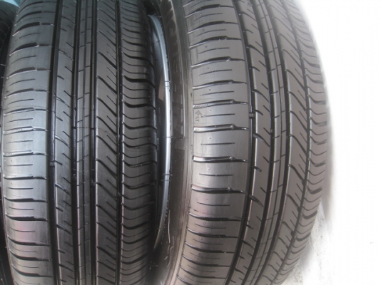 ขายล้อแม็กป้ายแดง Honda city 15"x5.5" et45 4รู100 พร้อมยาง Michelin energy xm1 175/65r15 ยางผลิตสัปดาห์ที่ 09 ปี14 ริ้วและสีที่หน้ายางมีทุกเส้นครับ สนใจติดต่อเล็กคลองสามครับ 081-3747940