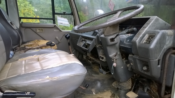 FUSO FK415R  6ล้อดั้ม160แรง เครื่อง6D14 ปี*2540ยาง8.25-20 รถสวยสภาพดี..