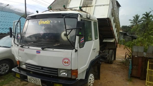 FUSO FK415R  6ล้อดั้ม160แรง เครื่อง6D14 ปี*2540ยาง8.25-20 รถสวยสภาพดี..