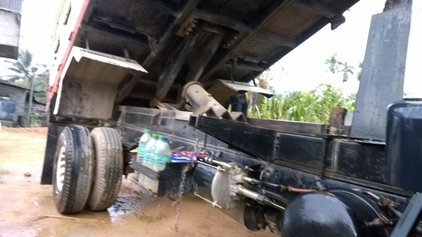 FUSO FK415R  6ล้อดั้ม160แรง เครื่อง6D14 ปี*2540ยาง8.25-20 รถสวยสภาพดี..