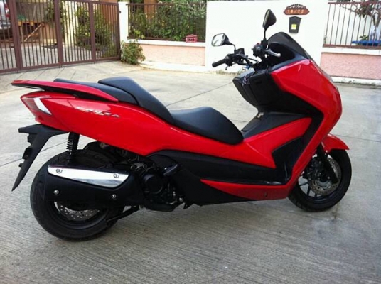 ขายด่วน honda300ccทะเบียนพร้อมโอน