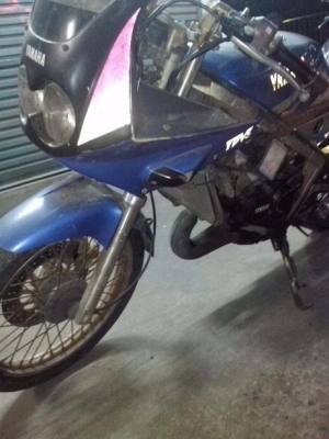 tzr 150 รุ่นสุดท้ายเครื่องดี วาล์วทำงานปกติ มีเล่มโอนได้ 5,000