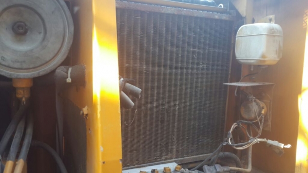 ต้องการขายPC 120-5 ต้องการขายPC 120-5