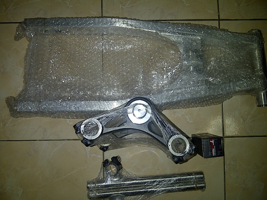 งานสั่งทำ งานมิเนียน งามสั่งของดีๆ สนใจดูราคาได้พร้อมส่งด่วนๆทั่วไทย