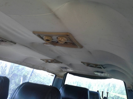 ขายถูกรถตู้ TOYOTA ตาหวาน เกียร์คอ เครื่อง2.4 ประหยัด