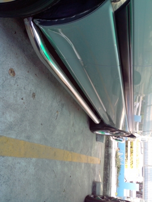 ขายกันชนรถตู๋หัวจรวดแสตนเลสรอบคันราคา8500