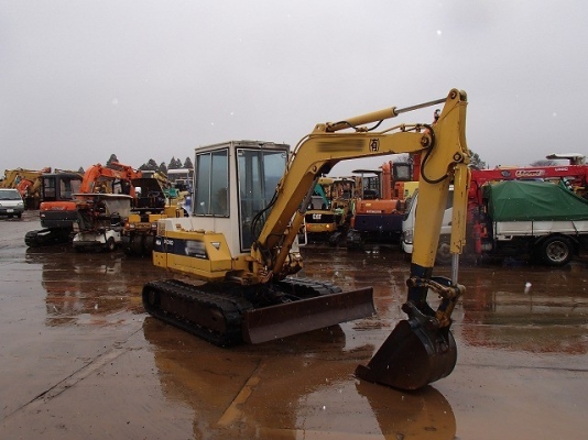 รถแบคโฮเก่าญี่ปุ่น Komatsu PC40-6