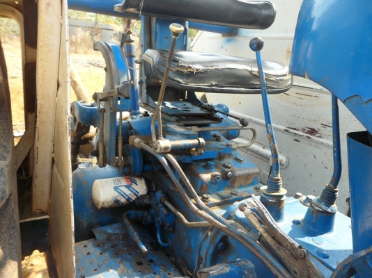 ขายฟอร์ด 6600 สภาพสวย อุปกรณ์ 2 ชิ้น