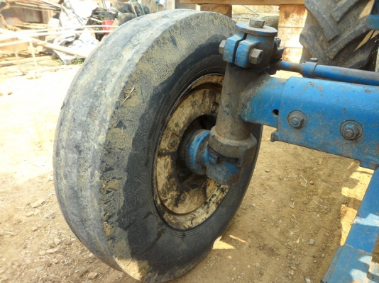 ขายฟอร์ด 6600 สภาพสวย อุปกรณ์ 2 ชิ้น