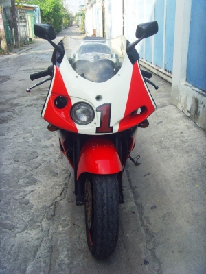 ขาย  kawasaki ninja zx 400cc. ทะเบียนแท้พร้อมโอน  ราคา49900