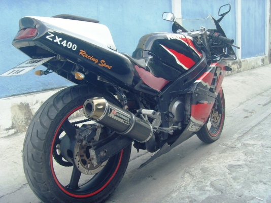 ขาย  kawasaki ninja zx 400cc. ทะเบียนแท้พร้อมโอน  ราคา49900