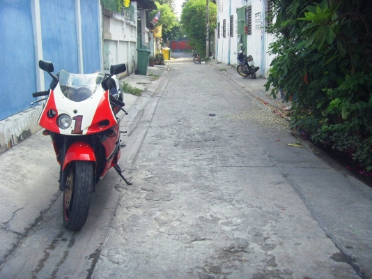 ขาย  kawasaki ninja zx 400cc. ทะเบียนแท้พร้อมโอน  ราคา49900