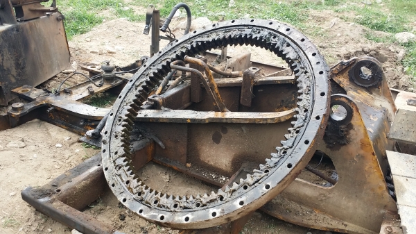 ขายอะใหล่ด่วน KOMATSU PC120-3 หลายรายการ