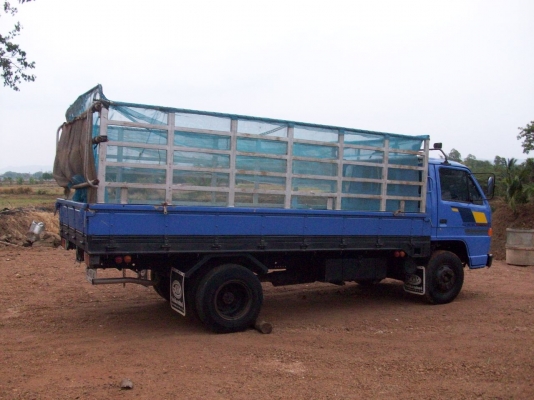 รถบรรทุกสภาพสวย   NPR   พร้อมใช้งาน รถใช้เองครับ  ขายด่วน