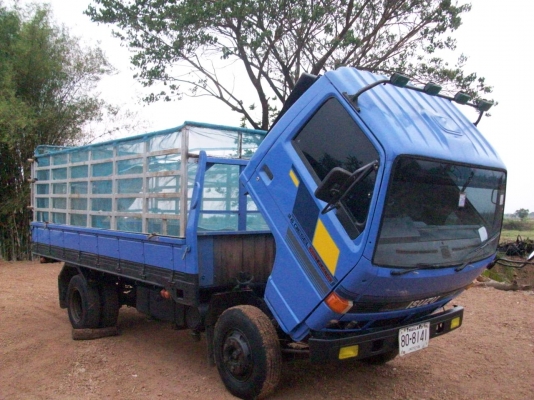 รถบรรทุกสภาพสวย   NPR   พร้อมใช้งาน รถใช้เองครับ  ขายด่วน