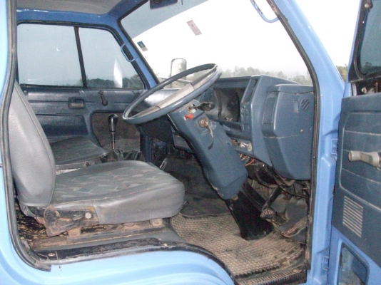 รถบรรทุกสภาพสวย   NPR   พร้อมใช้งาน รถใช้เองครับ  ขายด่วน