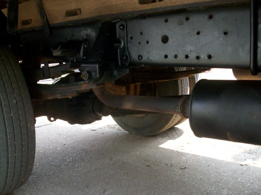 รถบรรทุกสภาพสวย   NPR   พร้อมใช้งาน รถใช้เองครับ  ขายด่วน