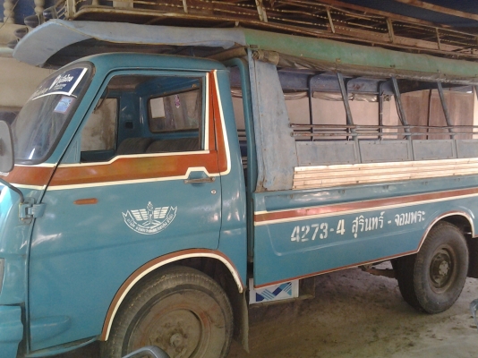 ขายรถอีซูซุสีล้อกลางหัวแปเครือง74แรงราคาถูก