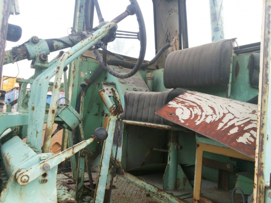 ขายรถเกรดKOMATSUสภาพดี พร้อมใช้งาน ลดสุดๆๆราคานี้ไม่มีแล้ว ขายรถเกรดKOMATSUสภาพดี พร้อมใช้งาน ลดสุดๆๆราคานี้ไม่มีแล้ว