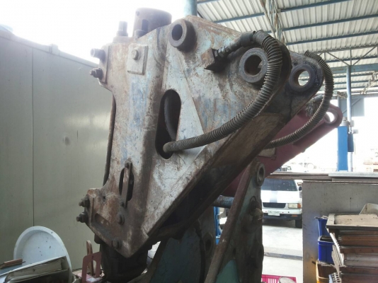 ขายหัวเจาะNPKใส่PC120 สภาพดี ใช้งานได้เลย ขายหัวเจาะNPKใส่PC120 สภาพดี ใช้งานได้เลย