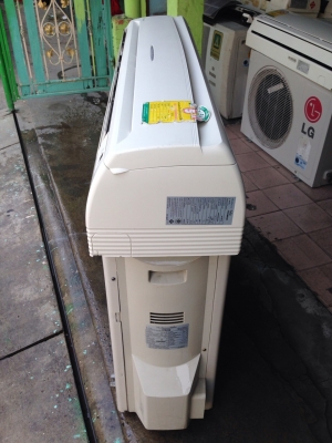 **** ขายแอร์ DAIKIN 18000 BTU สภาพสวย ****