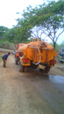 รถหกล้อ บรรทุกน้ำ ฮีโน่ KR300 ขนาดจุน้ำ 6,000 ลิตร รถสวยใช้งานได้ทันที ชอบราคาเท่าไร ต่อรองกันได้ครับ