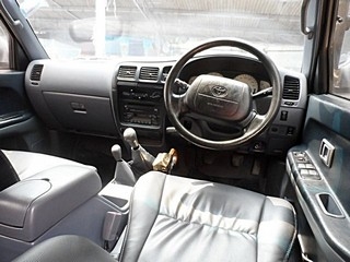 TOYOTA SPORT RIDER SR5 3.0 EFi MT 4WD ปี 2000 รถบ้านแท้ จัดไฟแนนซ์ได้ค่ะ T.086-527-9533