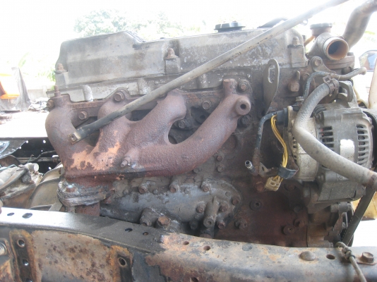 ขายโตโยต้า  ไดน่า เครื่องเกียร์ดี  มีแชสซี ไม่มีหัวเก๋ง