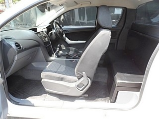 MAZDA BT-50 PRO - FREE STYLE CAB 2.2 MT ปี 2012 รถบ้านเจ้าของเดียว ไมล์แท้ วิ่งน้อย พร้อมใช้ จัดไฟแนนซ์ได้ T.086-527-9533