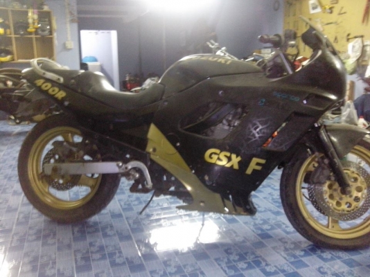 ขาย gsx400f อินวอย ขายตามสภาพนะครับ ของครบทุกชิ้น สภาพรถจอดนานครับ 29,000 สนใจสอบถามได้นะครับ 0954933733