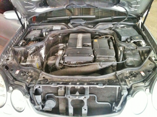 ขายด่วน Benz E200 สภาพดี