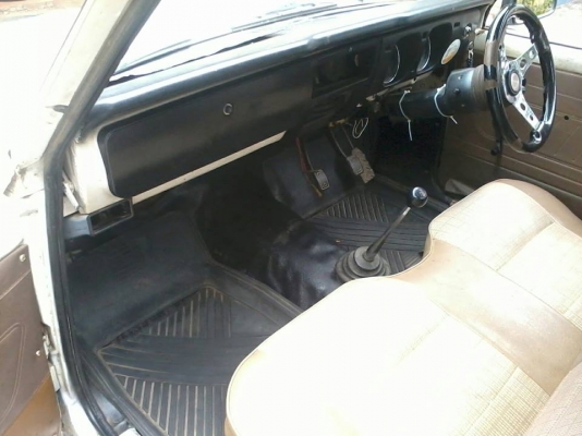 มาสด้า 1000  ราคา 23000