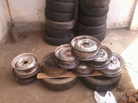 จำหน่านยอะไหล่มาสด้าแฟมิเลีย ทั้งใหม่ และเก่าครับ