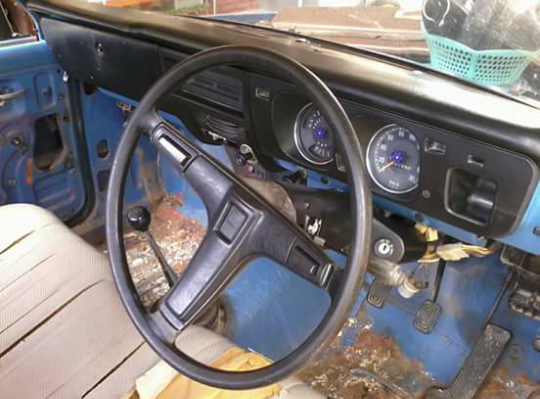 มาสด้า 1300 ช่วงยาว ราคา 27000  หรือแยกอะไหล่ทั้งคัน สนใจติดต่อ 0884050628