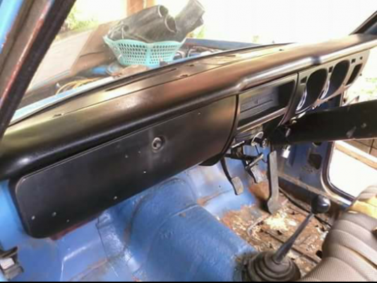 มาสด้า 1300 ช่วงยาว ราคา 27000  หรือแยกอะไหล่ทั้งคัน สนใจติดต่อ 0884050628