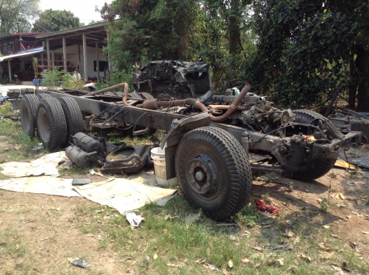 ขายหัวคัสซีรถอุบัติเหตุ 10 ล้อเพลาเดียว KT920 หัวไฮเทค เครื่อง HO7D 195 HP ปั้มลม เกียร์ HO ช่วงล่างใหญ่ของ 3H เบรคทิฟฟี่ พวงมาลัยพาวเวอร์ หัวเก๋งอุปกรณ์ครบ ทะเบียนพร้อมโอน